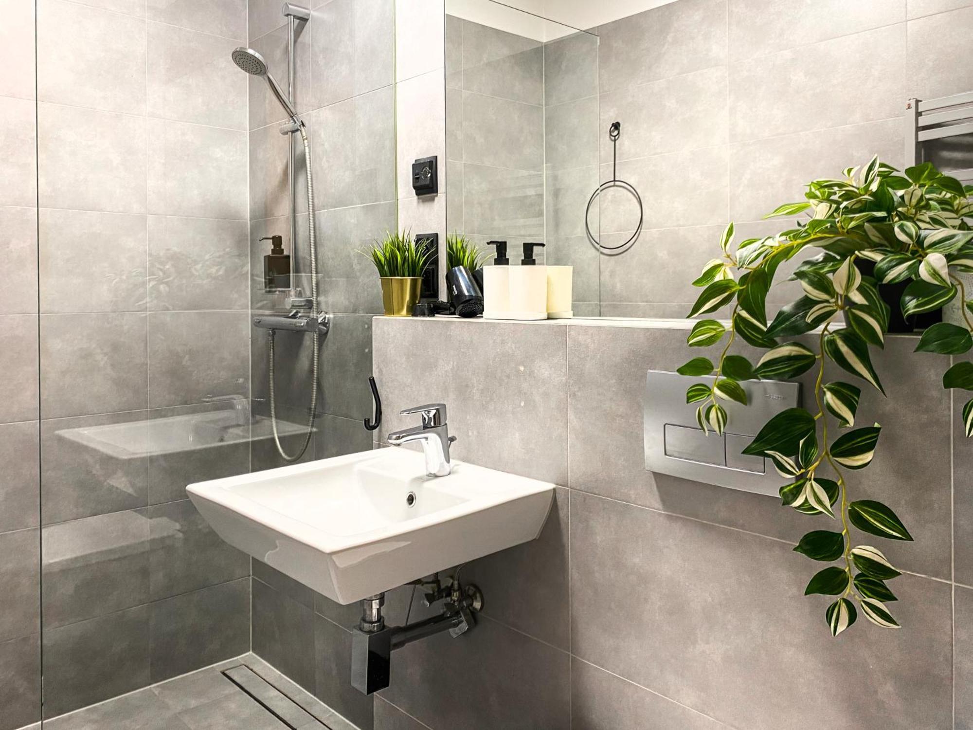 Cozy Apartment With Ac For Couples - Old Town Kraków Zewnętrze zdjęcie