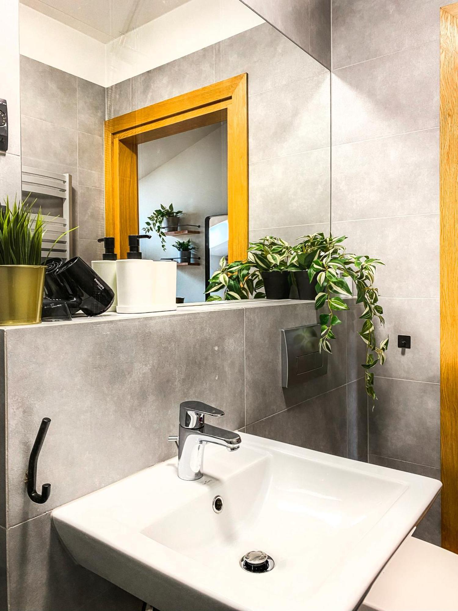 Cozy Apartment With Ac For Couples - Old Town Kraków Zewnętrze zdjęcie